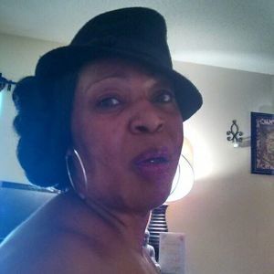 Meet your Posher, Renata